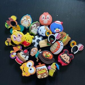 *BRAND NEW * Random Bulk of Croc Charms - Lot of 25